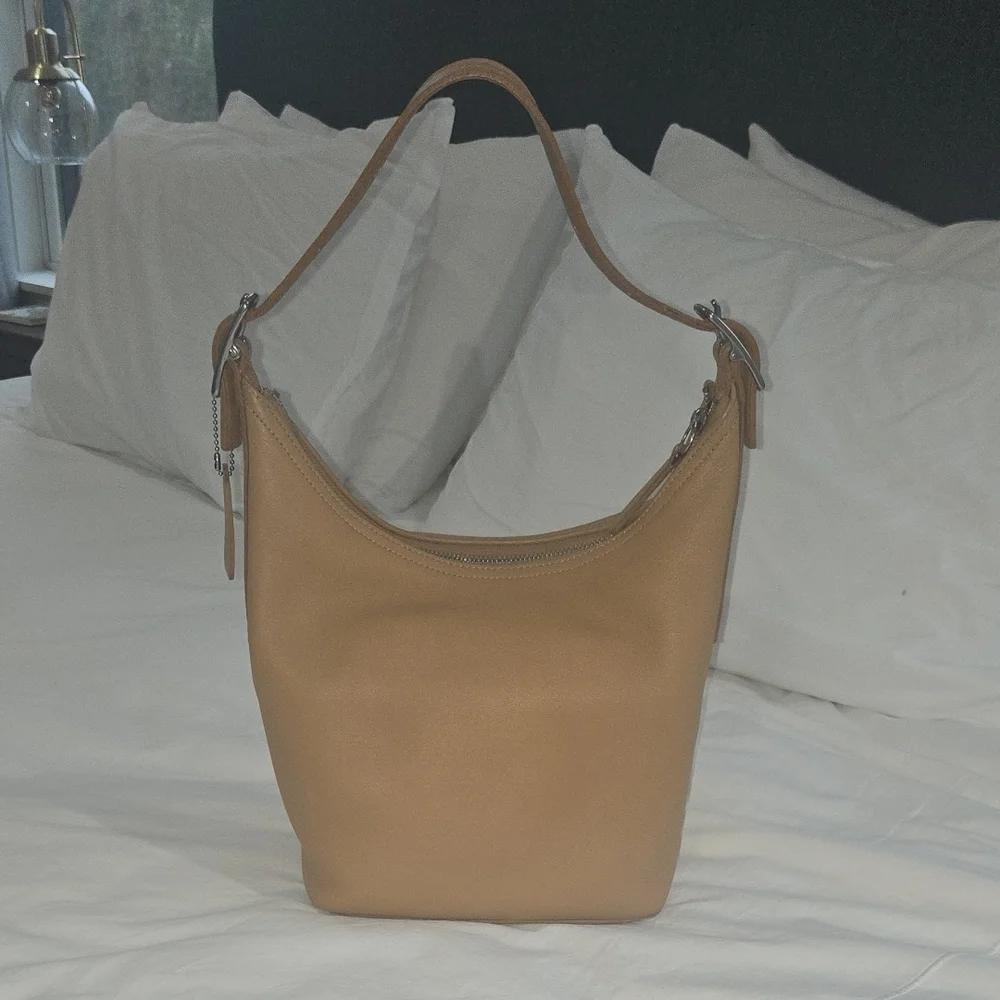 Vintage 2001 Coach Legacy West Hobo - Picture 2 of 8